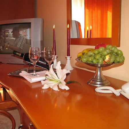 Karadi Hotel