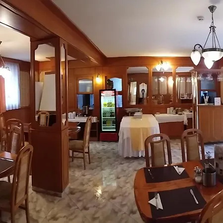 Hotel Karadi 4*